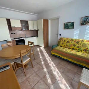 https://petronia-trilo-vista-mare.hotelinveneto.com